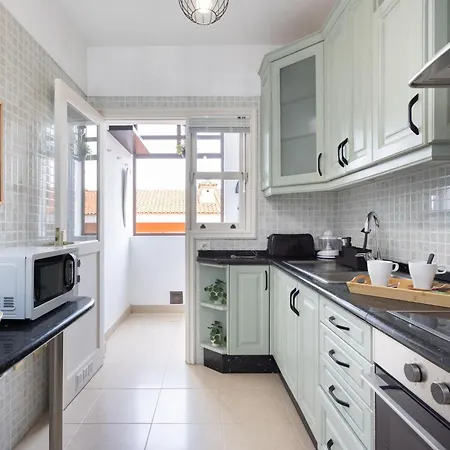 Home2book Enchanting Seaviews Duplex, Pool&terrace شقة *